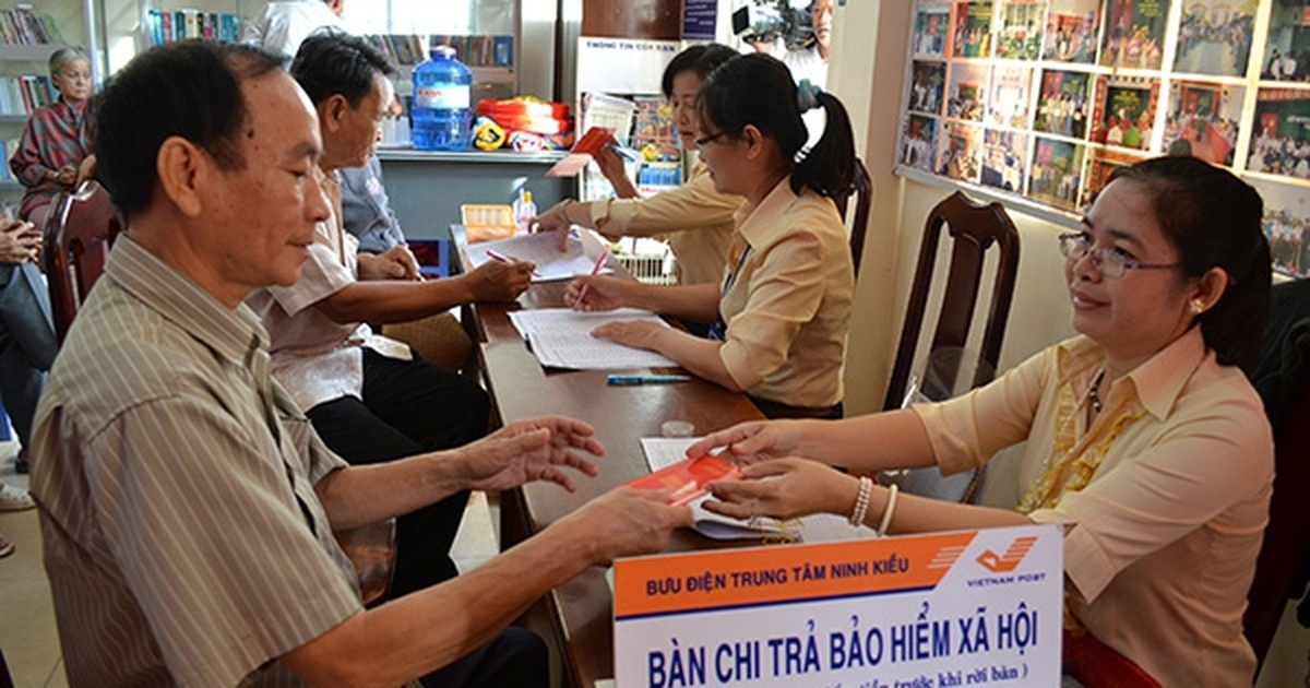 Monthly allowance applicable to retired commune-level officials in Vietnam