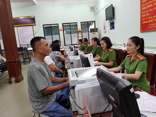 xu ly du lieu dien tu de nghi cap doi cap lai the CCCD, Thong tu 48/2019/TT-BCA 