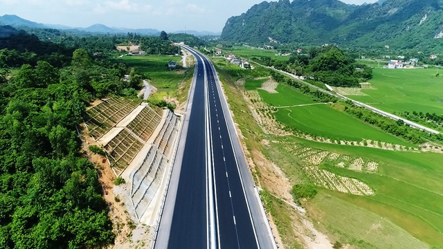 Từ 2021, hồ sơ dự tuyển và hồ sơ dự thầu được quy định ra sao ?Luật đầu tư theo phương thức đối tác công tư 2020.