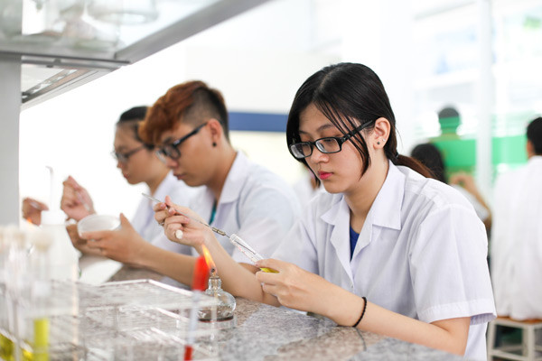 Essential Knowledge for the Field of Pharmaceutical Testing Engineering at College Level, Circular 54/2018/TT-BLDTBXH 