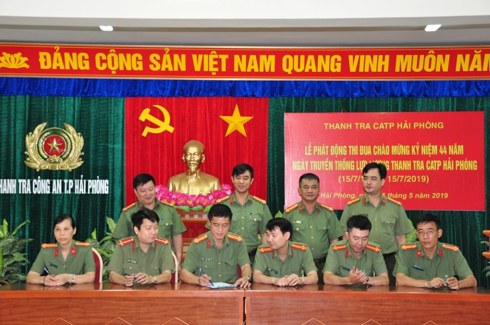 Xây dựng và thông báo nội dung dự thảo báo cáo kết quả xác minh nội dung khiếu nại, Thông tư 11/2015/TT-BCA