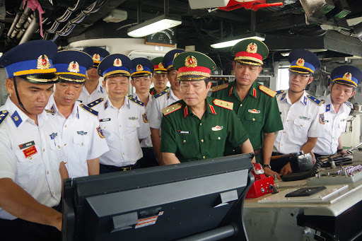 Cases of licensing foreign search and rescue forces in Vietnam 