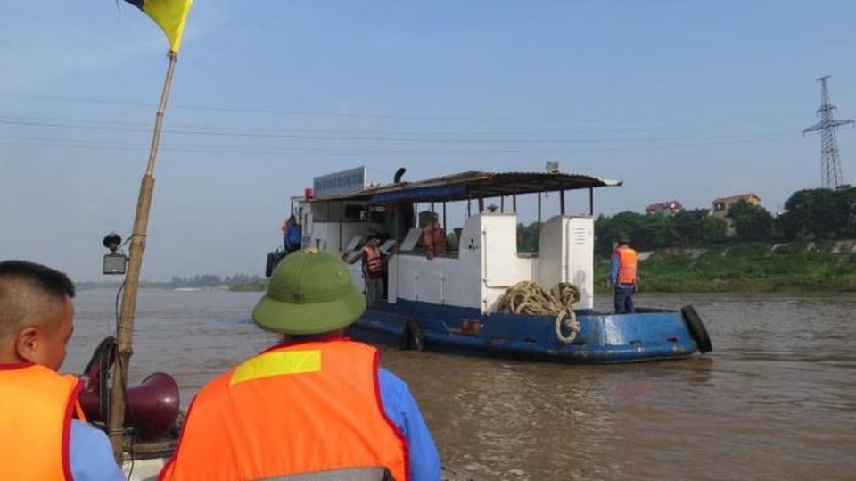  Methods of traffic circulation and collision avoidance on inland waterways in Vietnam 