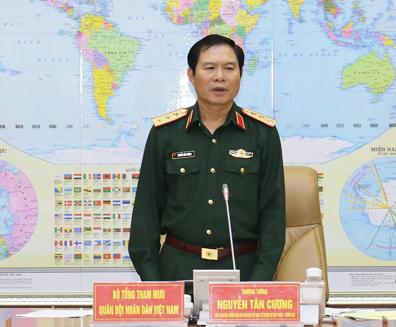 Thượng tướng Nguyễn Tân Cương phát biểu tại hội nghị