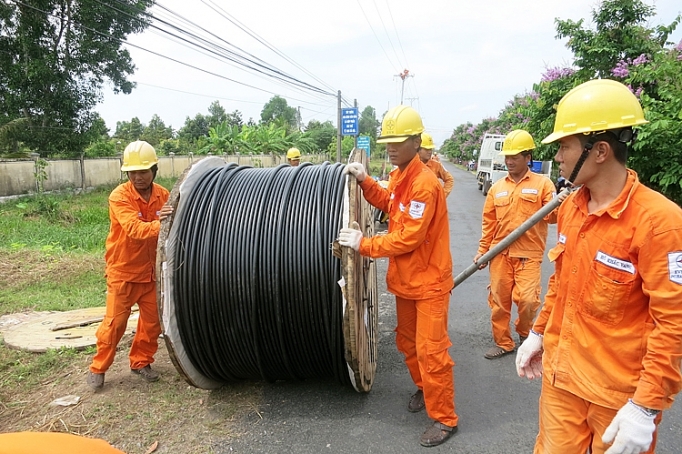 Standards for persons operating, repairing electric equipment in rural, mountainous border or island areas in Vietnam
