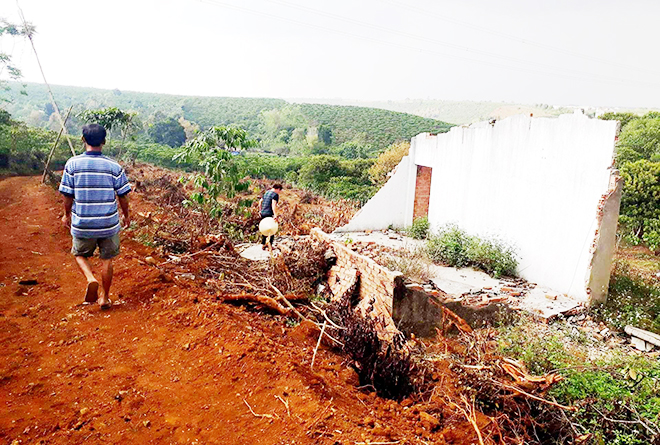 Penalties for acts of land destruction in Vietnam