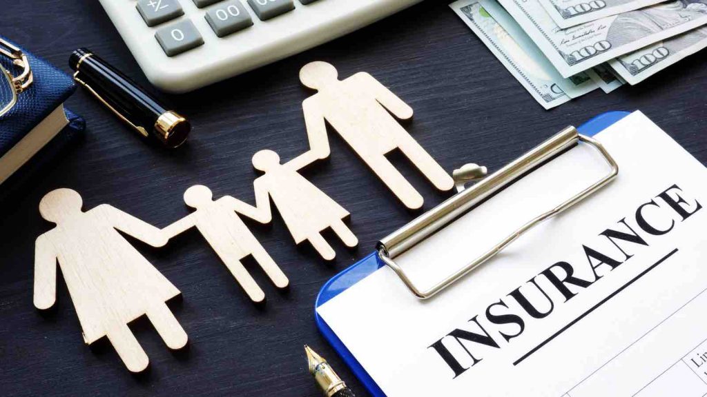 What is insurance agent? Eligibility requirements for insurance agents in Vietnam