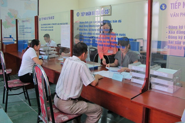 Fee for registration of secured transactions with land use rights in HCMC, Vietnam