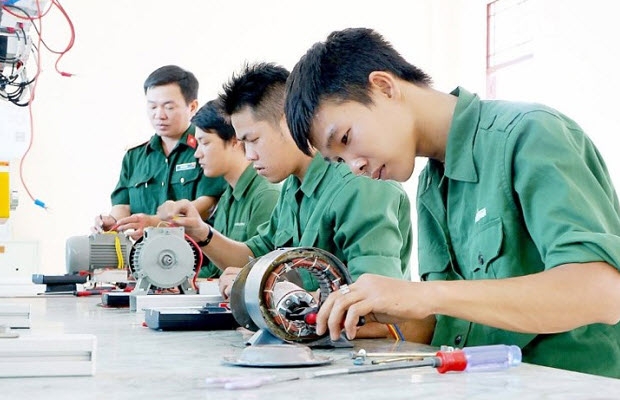 Requirements for vocational training for young people completing military service in Vietnam 