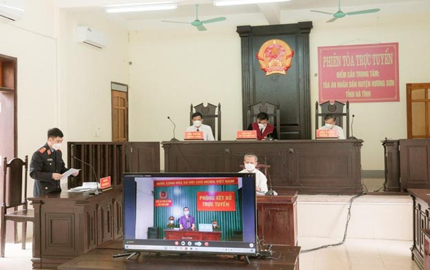 Online court hearing in Vietnam