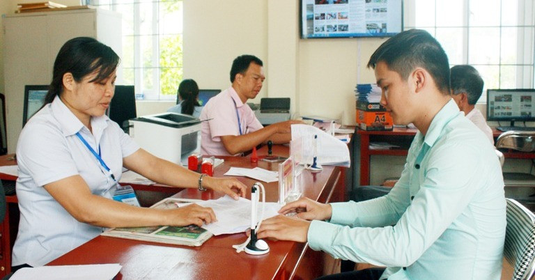 Standards for part-time officials of communes in Vietnam