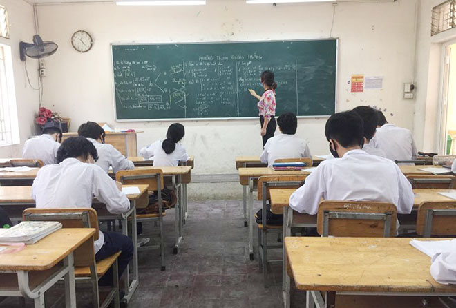 What are the documents for management of education provision in Vietnam?