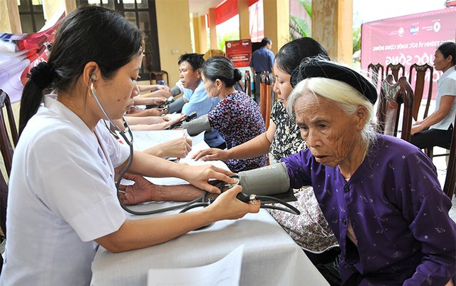 Who is consider an elderly under the law in Vietnam?