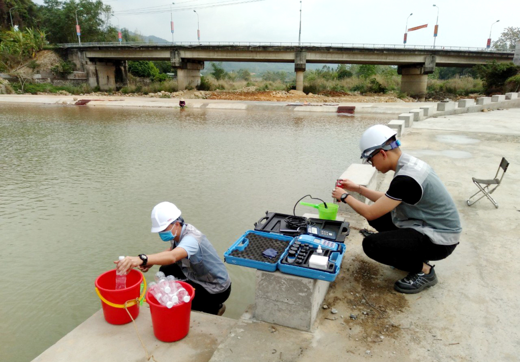 Conditions for environmental monitoring in Vietnam