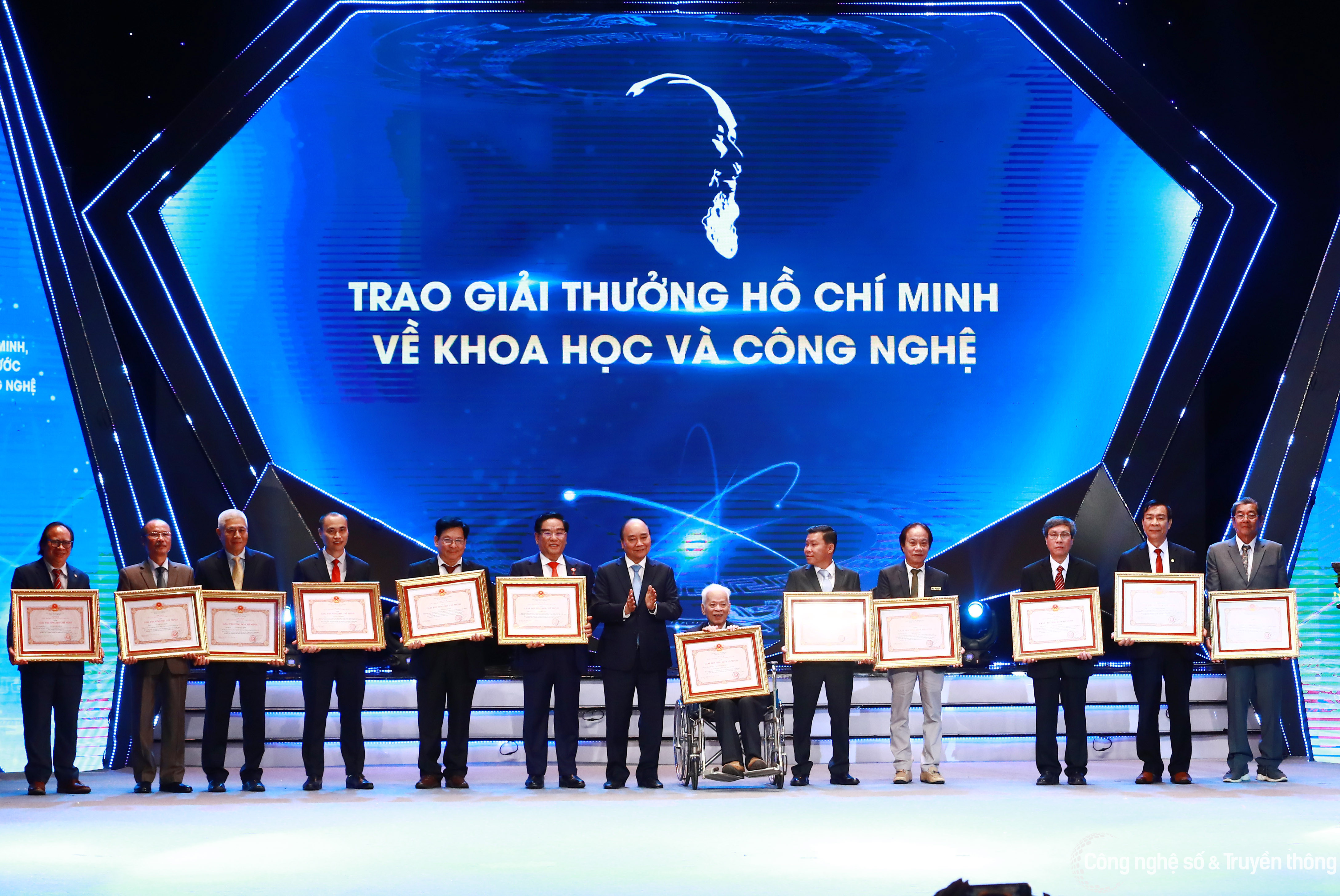 Procedures for awarding the Ho Chi Minh Prize and the State Prize in Vietnam as of April 10, 2024