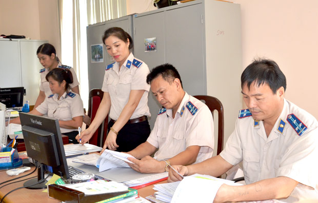 Requirements for participation in exams for promotion from principal inspector to senior inspector in Vietnam