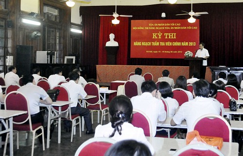 Regulations for candidates participating in the examination to promote the rank of Examiner and Court Clerk in Vietnam