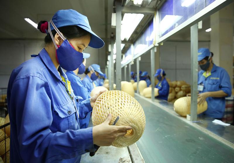 Sources of funding for assisting small and medium-sized enterprises in Vietnam