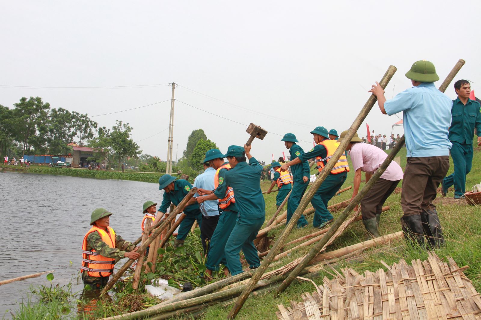 Tasks and key solutions in disaster management and search and rescue in Vietnam in 2024