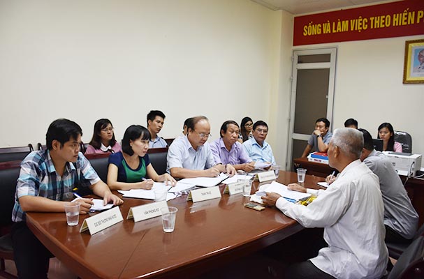 Rights  and  Obligations  of  Complainants,  Denouncers,  Petitioners  at  the  Citizen  Reception  Office  of  the  Ministry  of  Natural  Resources  and  Environment