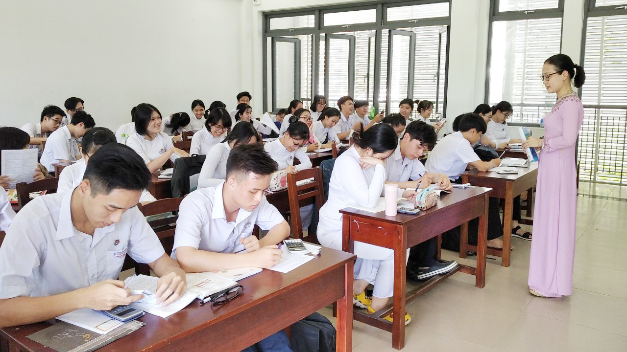 06    bases    for    establishing    economic-technical    standards    in    the    field    of    education    and    training    from    December    16,    2024