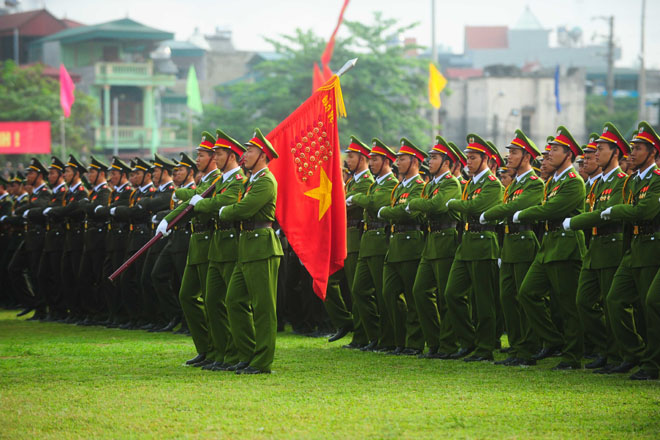 Thủ tục phong, thăng, giáng, tước cấp bậc hàm trong Công an nhân dân